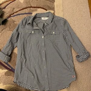 Women’s Performance Button Down